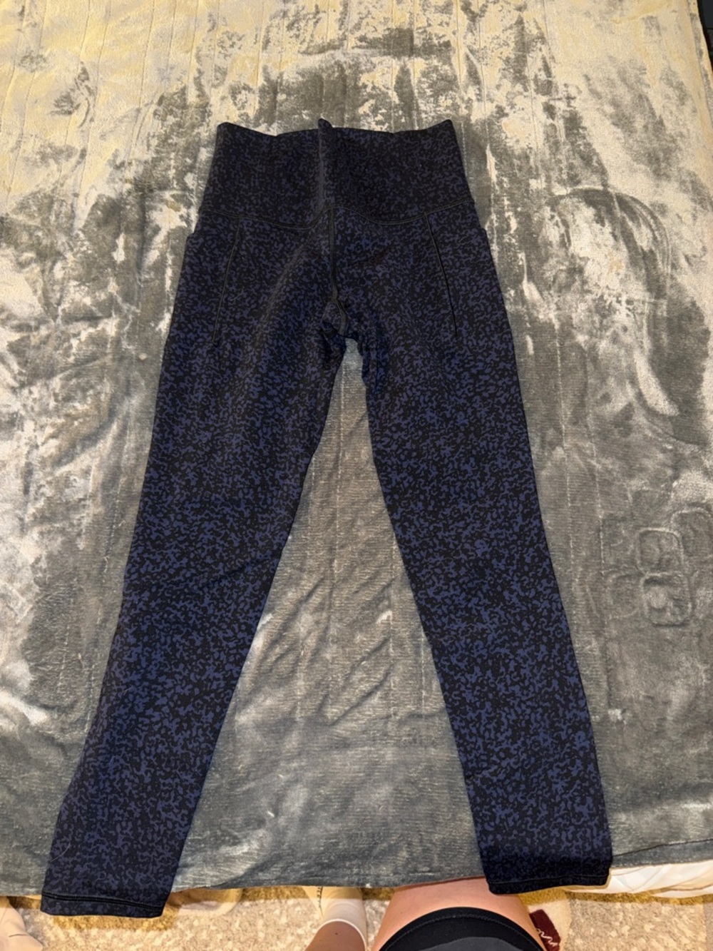 Athleta Salutation Stash Tight